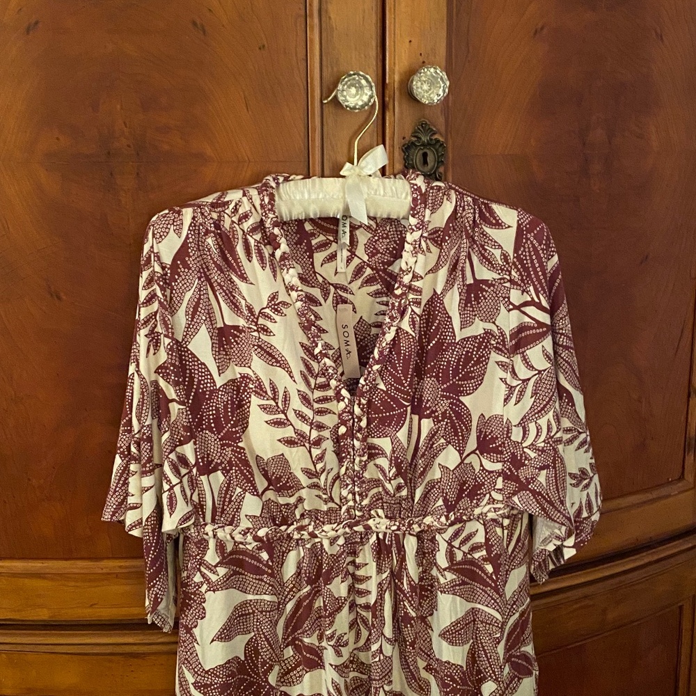 NWT Soma Midi Dress with Cream & Burgundy Print with Pockets & Built in Bra